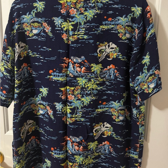 Star Wars Medium Hawaiian Mandarolian Grogu Baby Yoda Navy Tropical Print Shirt - Picture 2 of 8